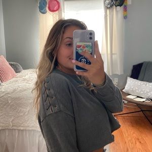 ✰ ✰AMERICAN EAGLE CROPPED GREY CREWNECK ✰ ✰